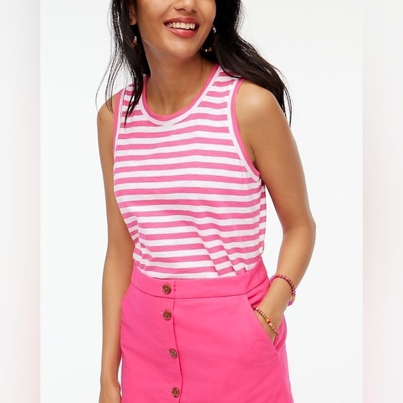 J Crew Striped girlfriend tank top
Item BQ098 - Picture 2 of 4